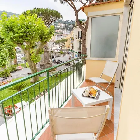 Couette-café Amazing Sea&vesuvio View Vico Equense