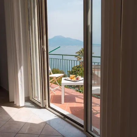 Amazing Sea&vesuvio View 3* Vico Equense